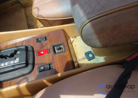 1983 Mercedes-Benz 380 Sl z USA, uszkodzony, nr VIN WDBBA45AXDB021770